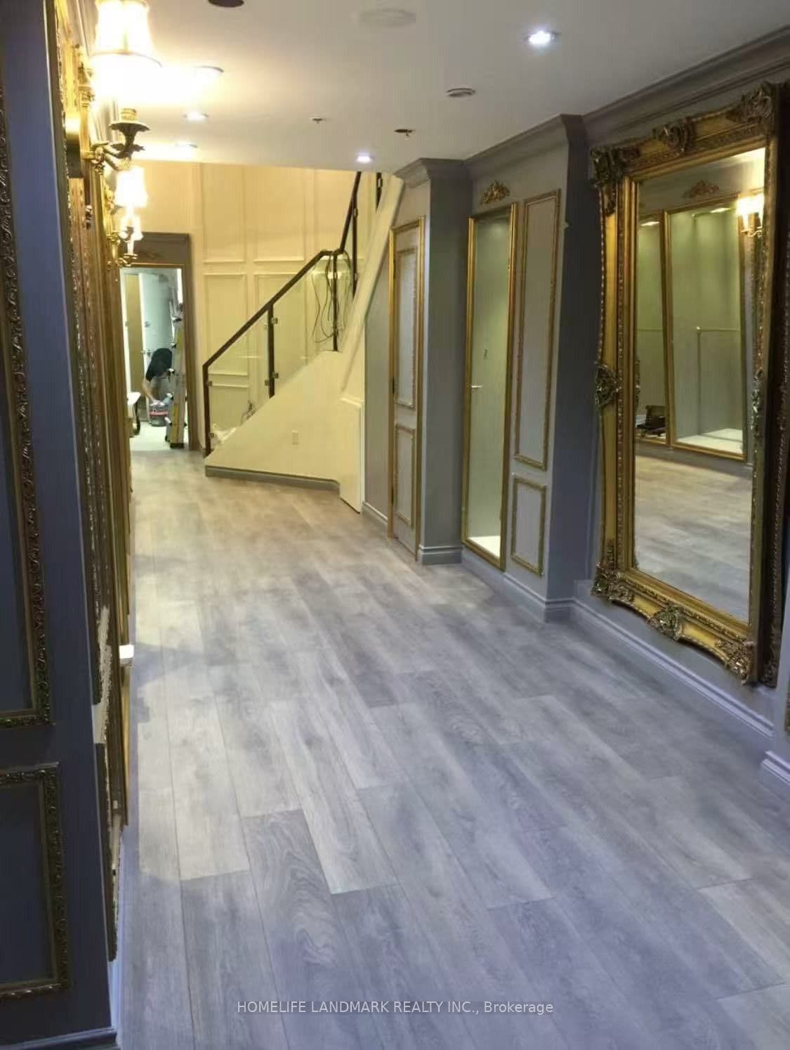 5 Northtown Way 3 #3 — photo 1