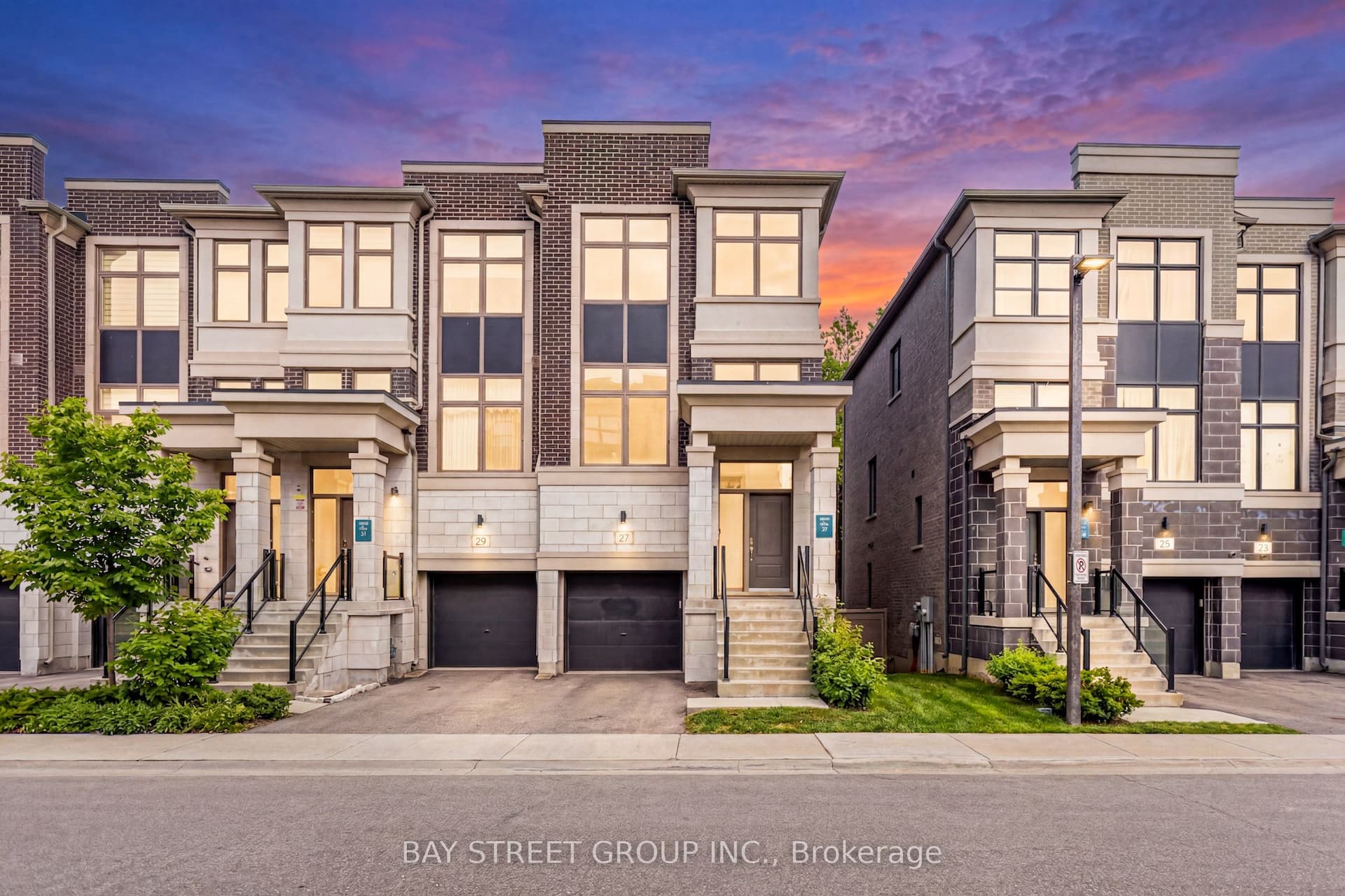 27 Armillo Place — photo 1