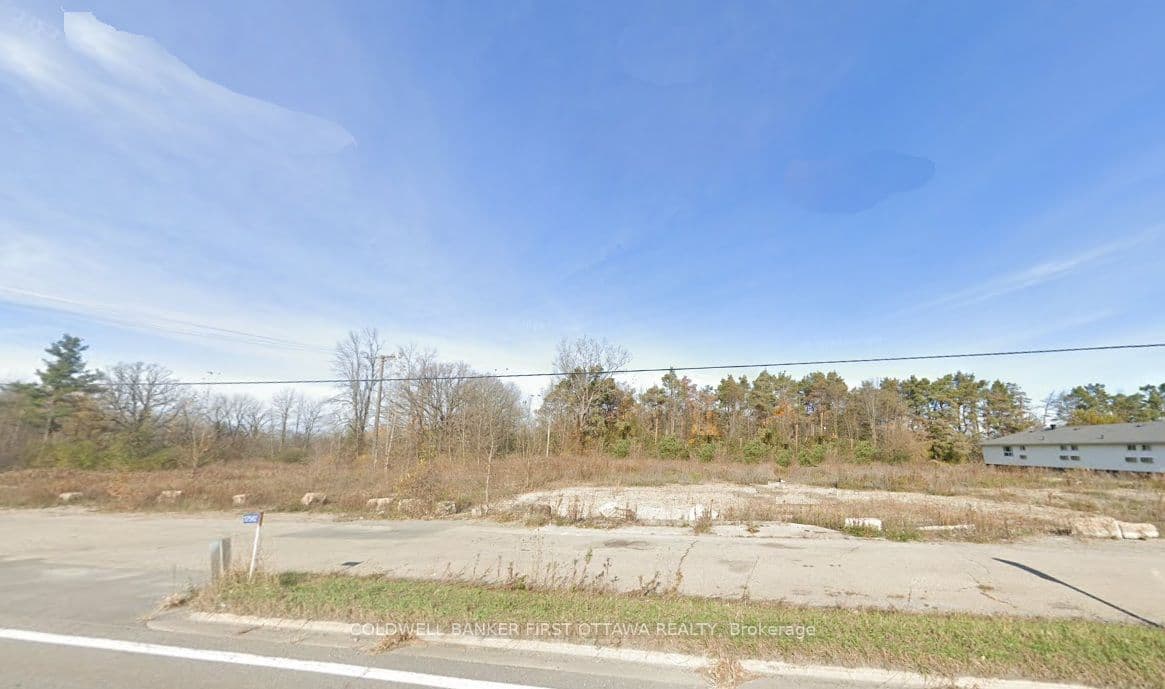 17562 7 Highway — photo 1