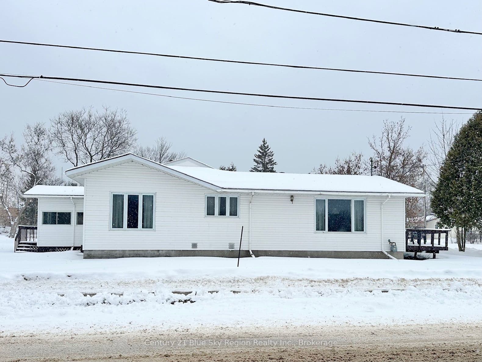 391 Mattawan Street — photo 1