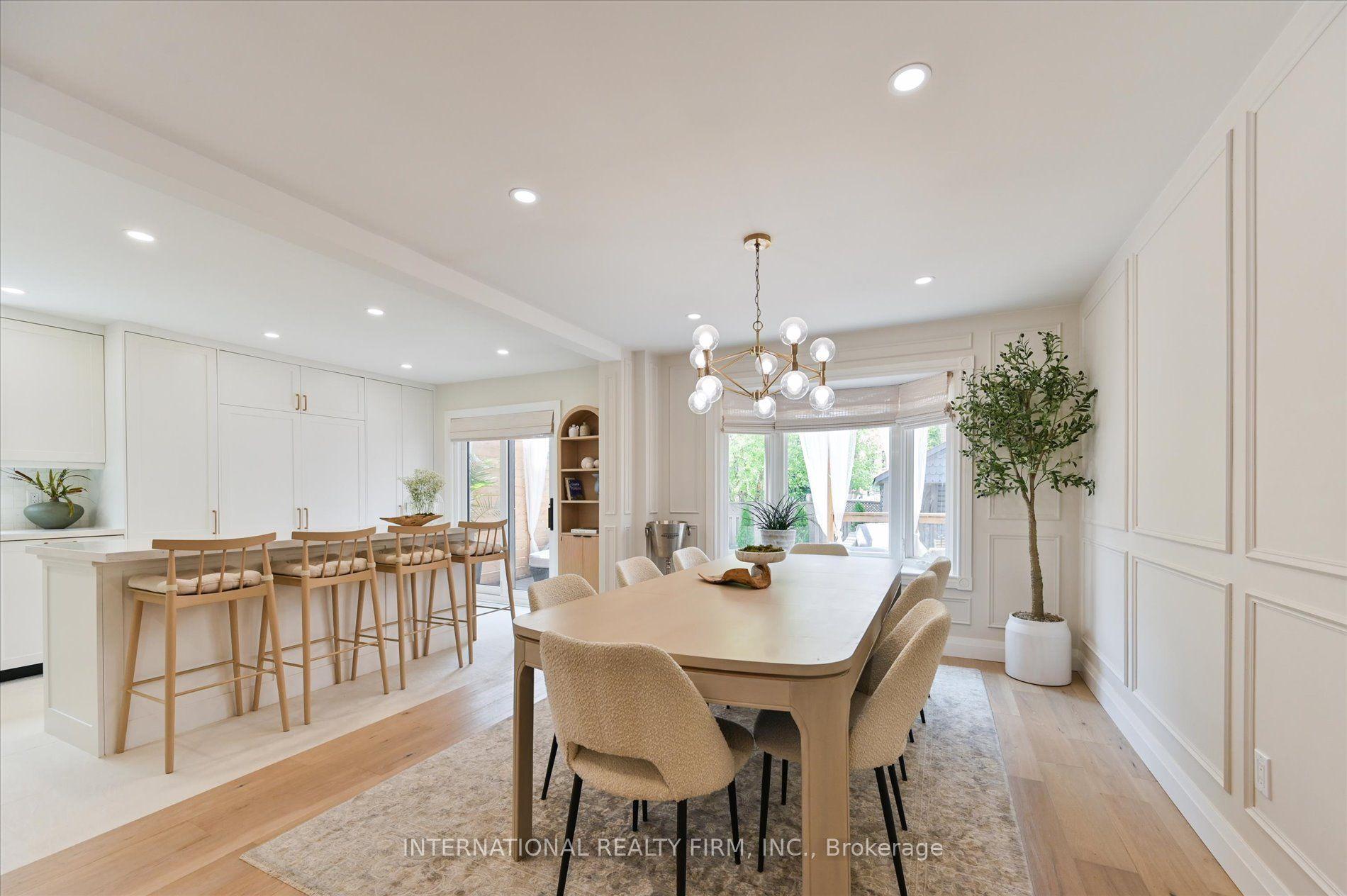 7337 Sandhurst Drive — photo 1