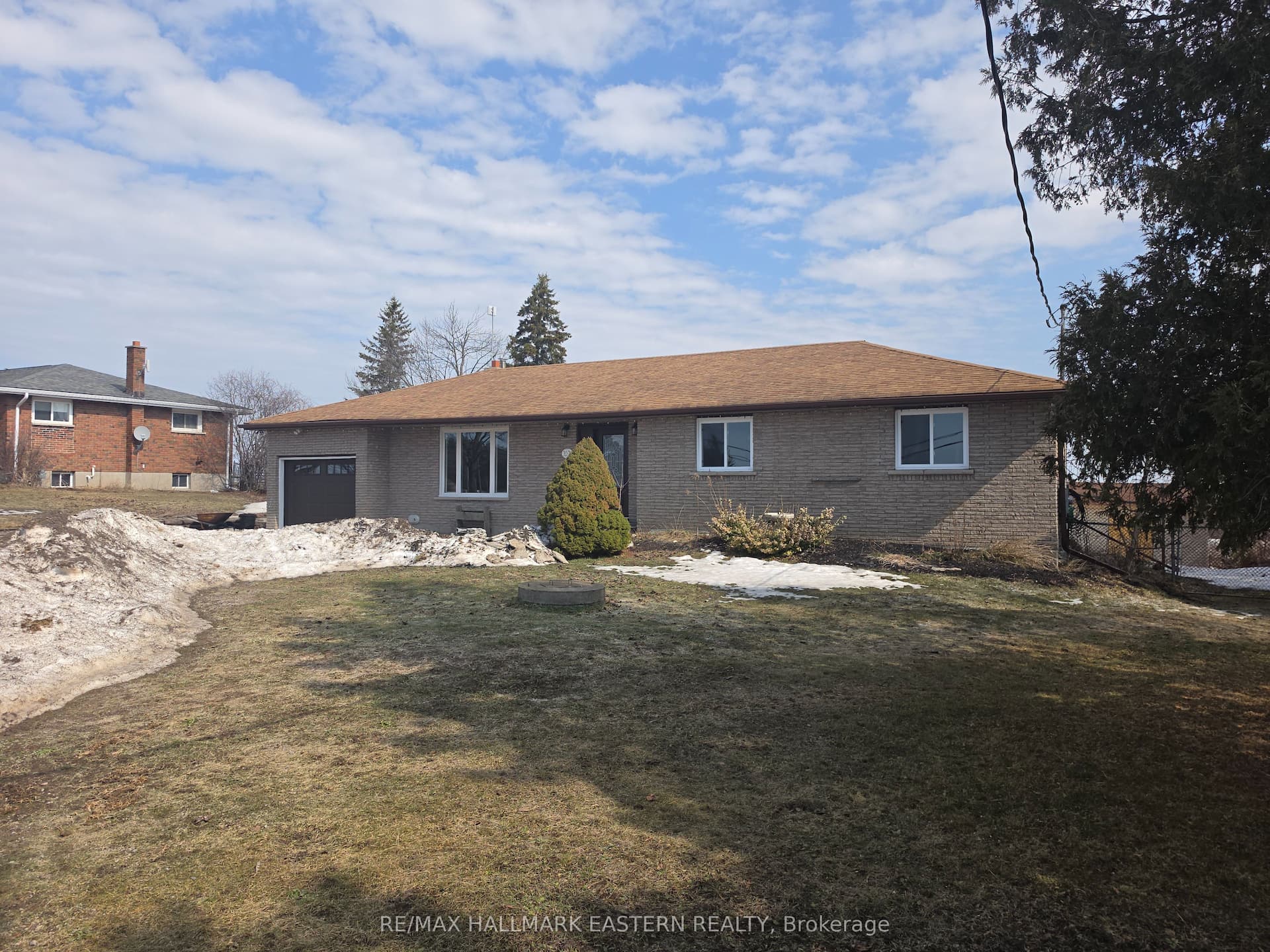 1027 Tara Road — photo 1