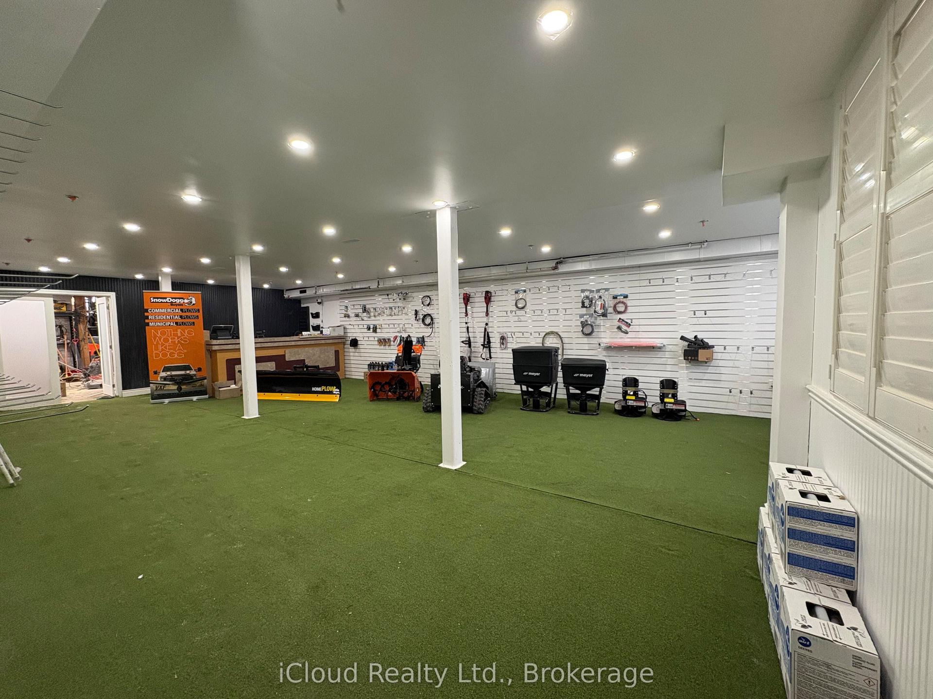 1060 Britannia Road E 6 #6 — photo 1