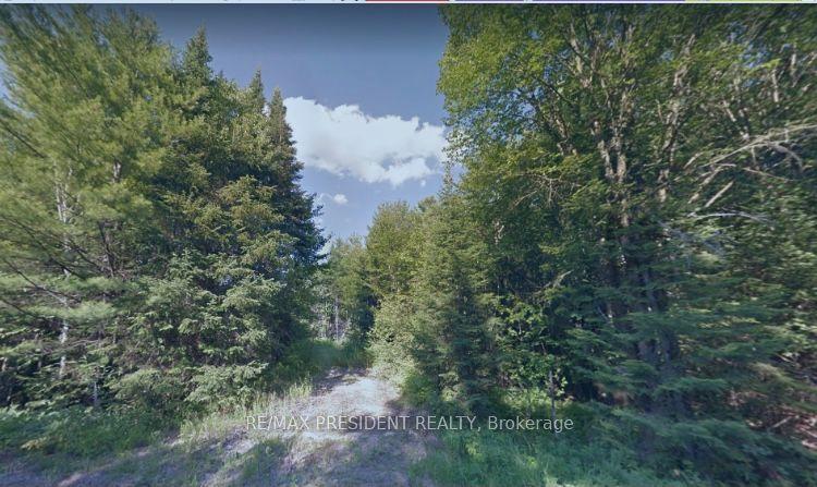 340 Stephenson Road W — photo 1