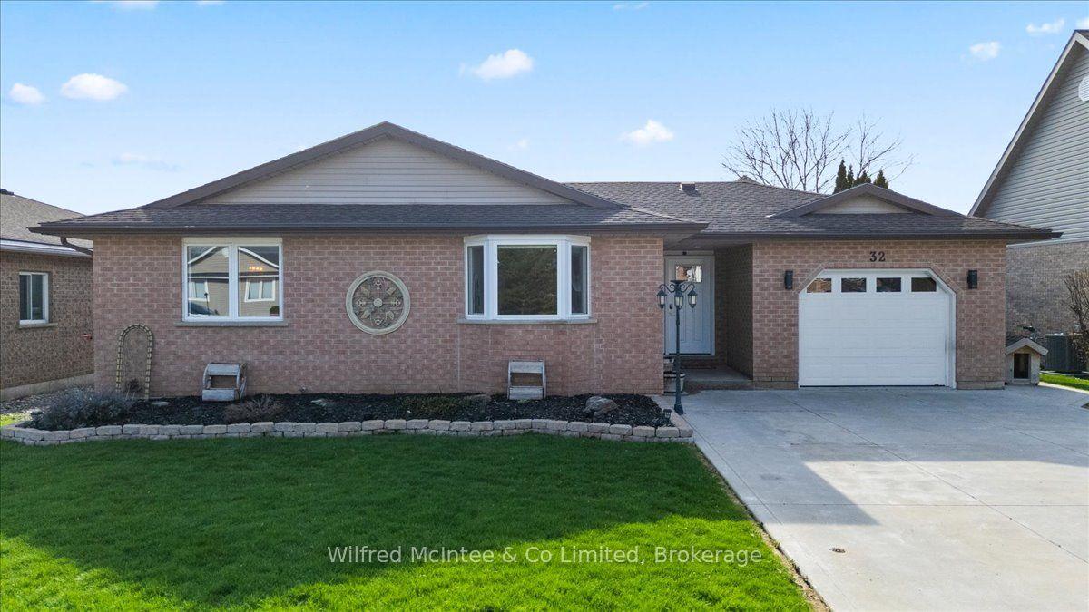 32 West River Road — photo 1