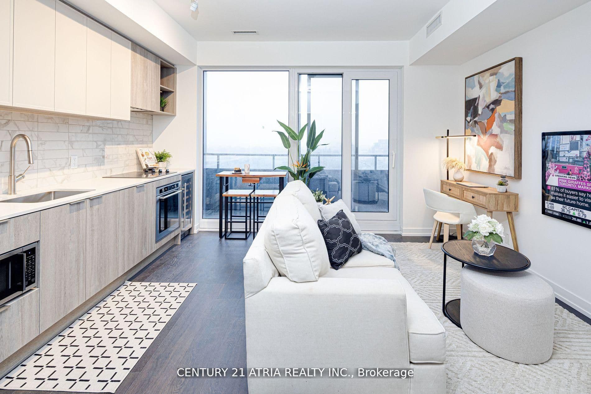 2020 Bathurst Street 1810 #1810 — photo 1