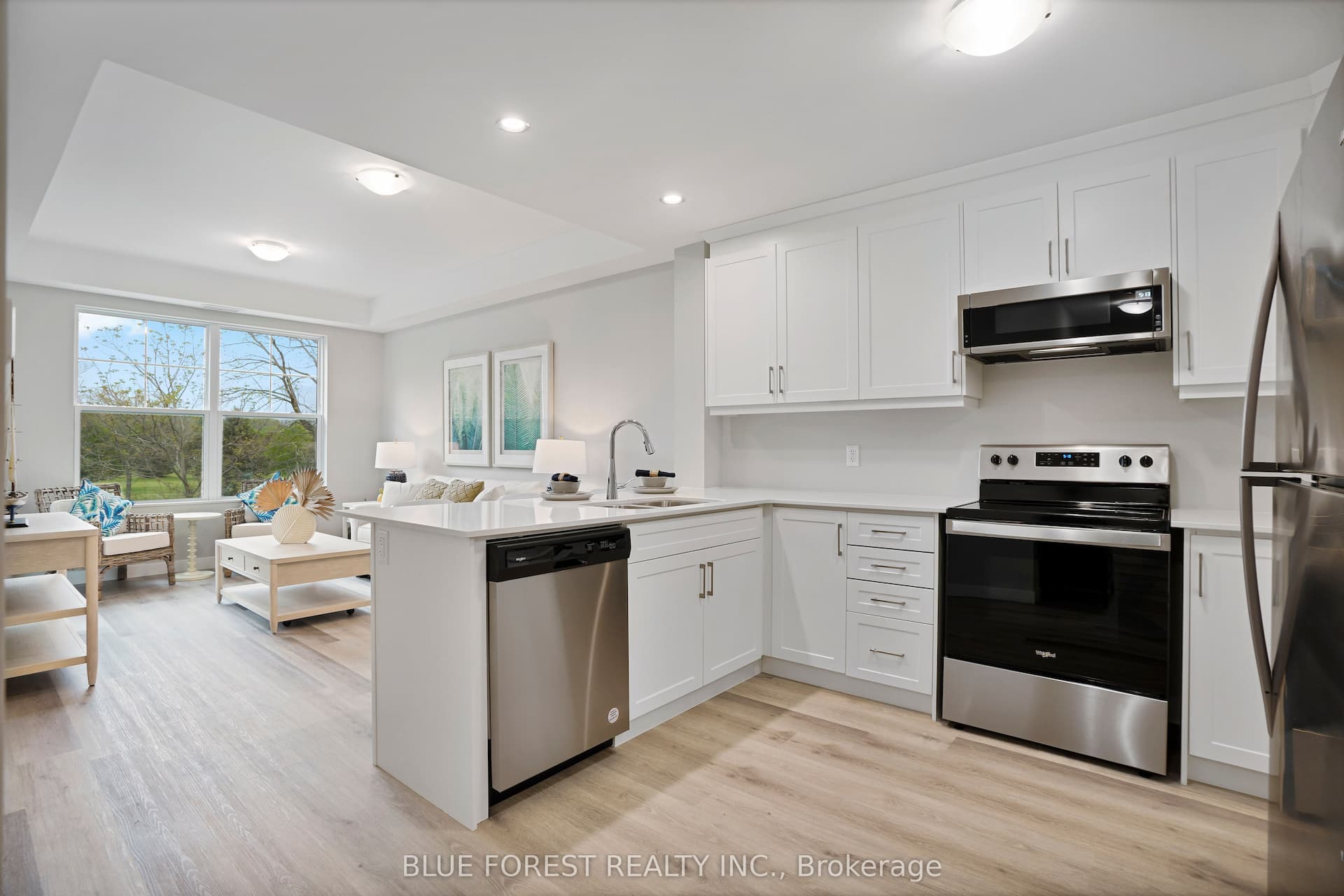 100 The Promenade 201 #201 — photo 1