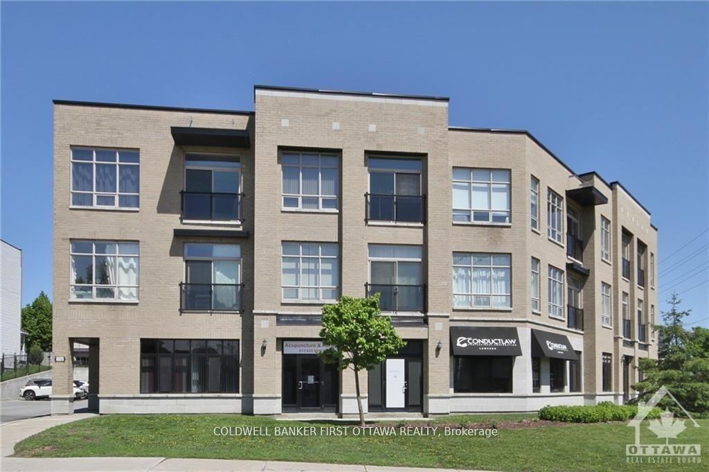 500 CLARIDGE Drive 205 #205 — photo 1