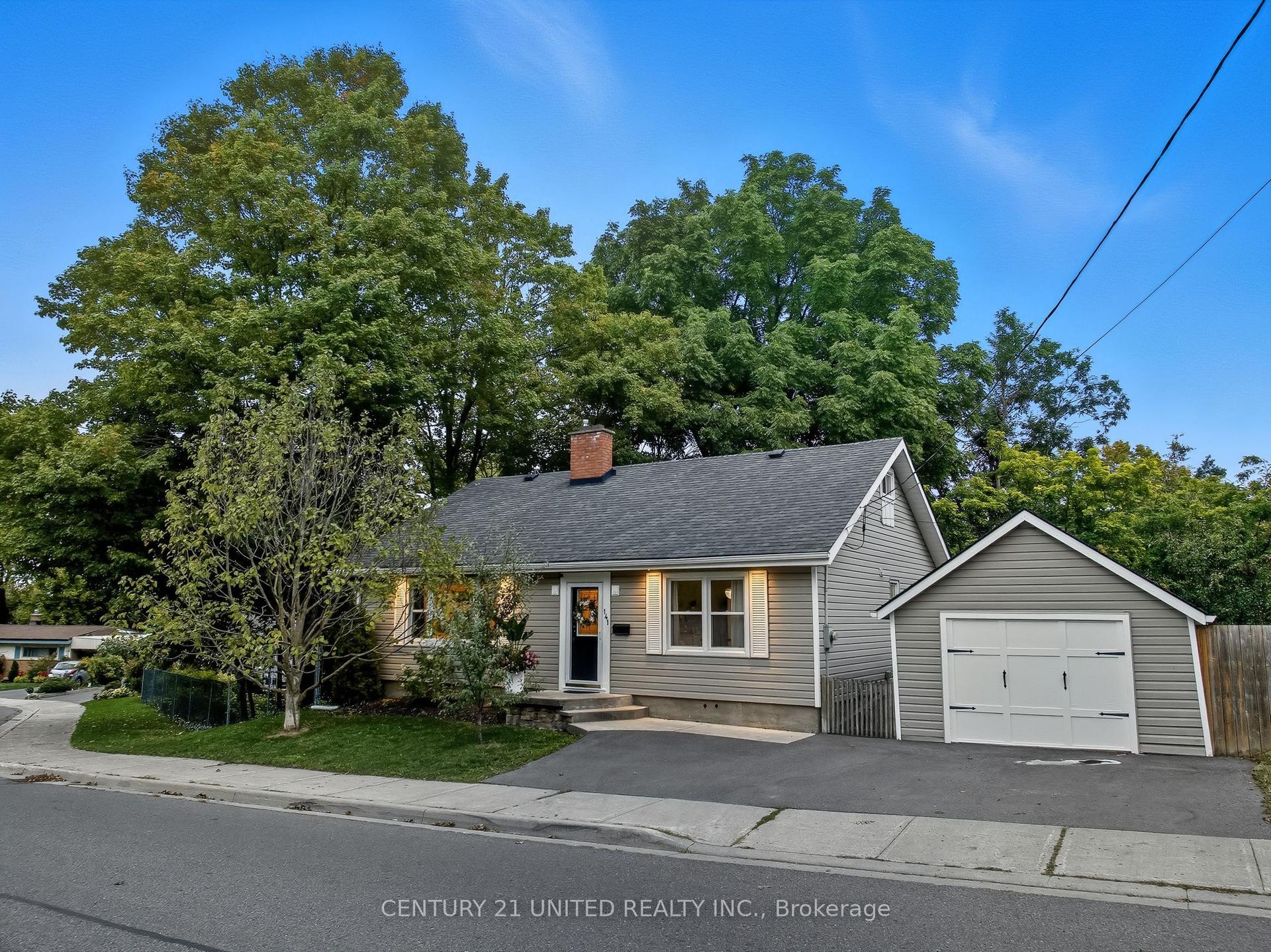 141 O'Carroll Avenue — photo 1