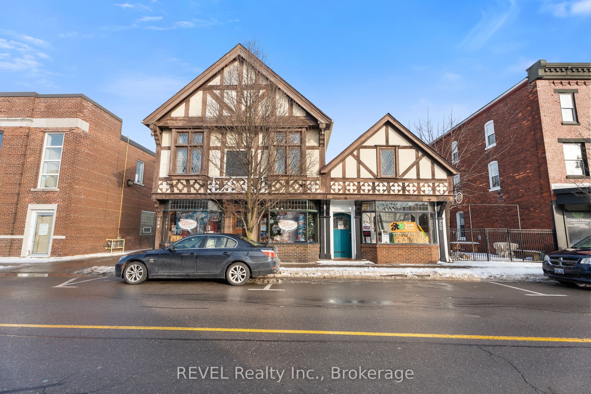 304 Ridge Rd N Road — photo 1