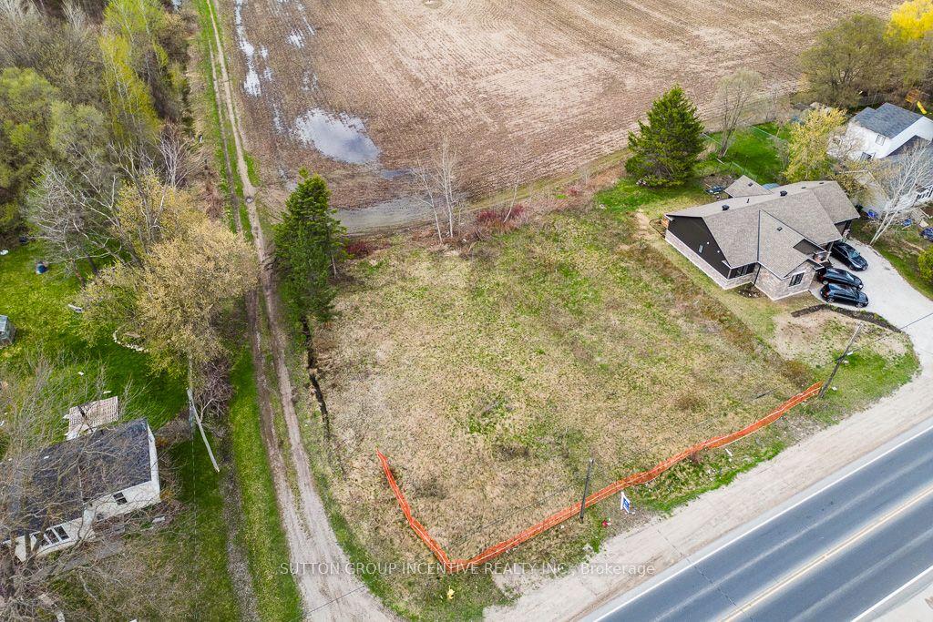 28 Brentwood Road — photo 1