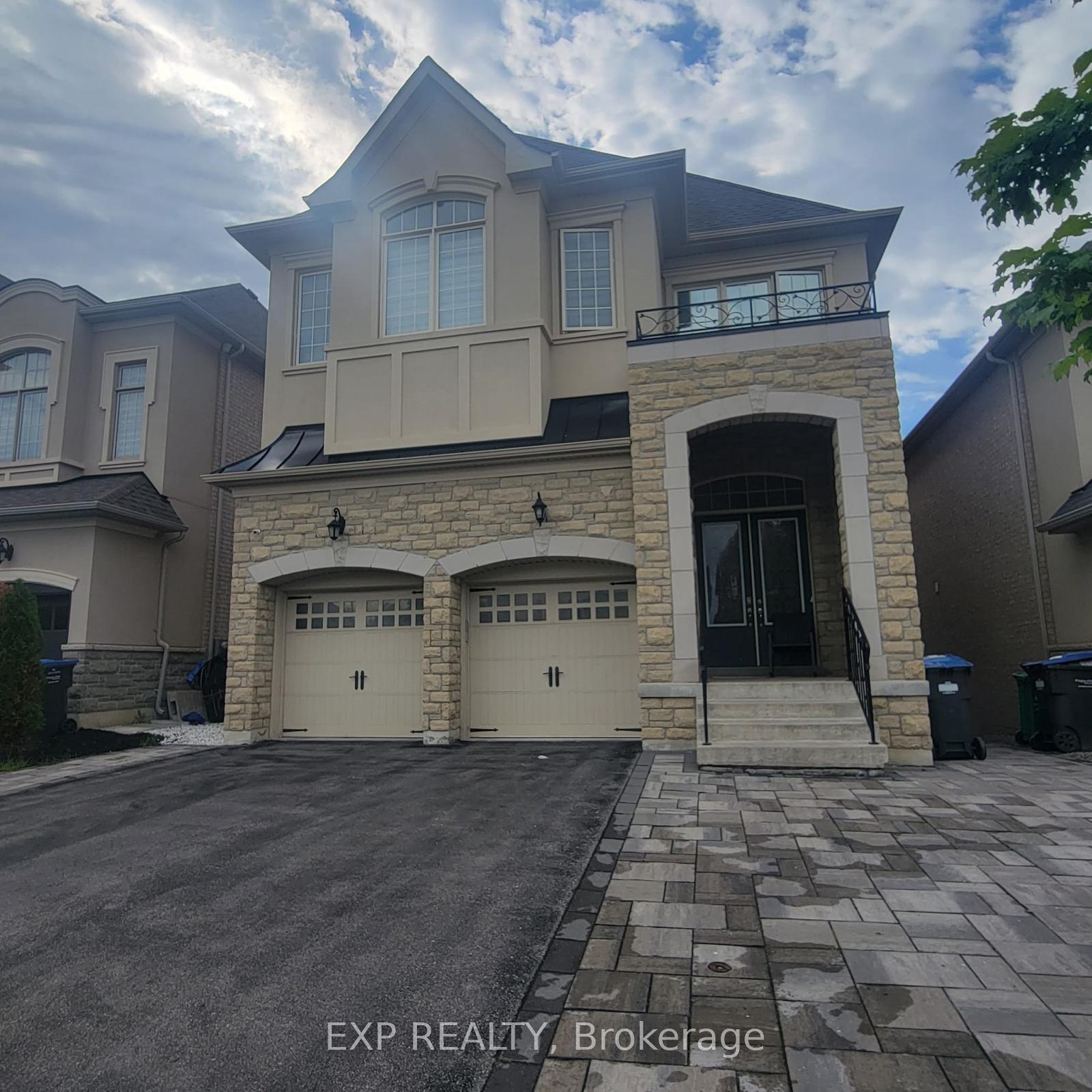 46 Black Diamond Crescent — photo 1