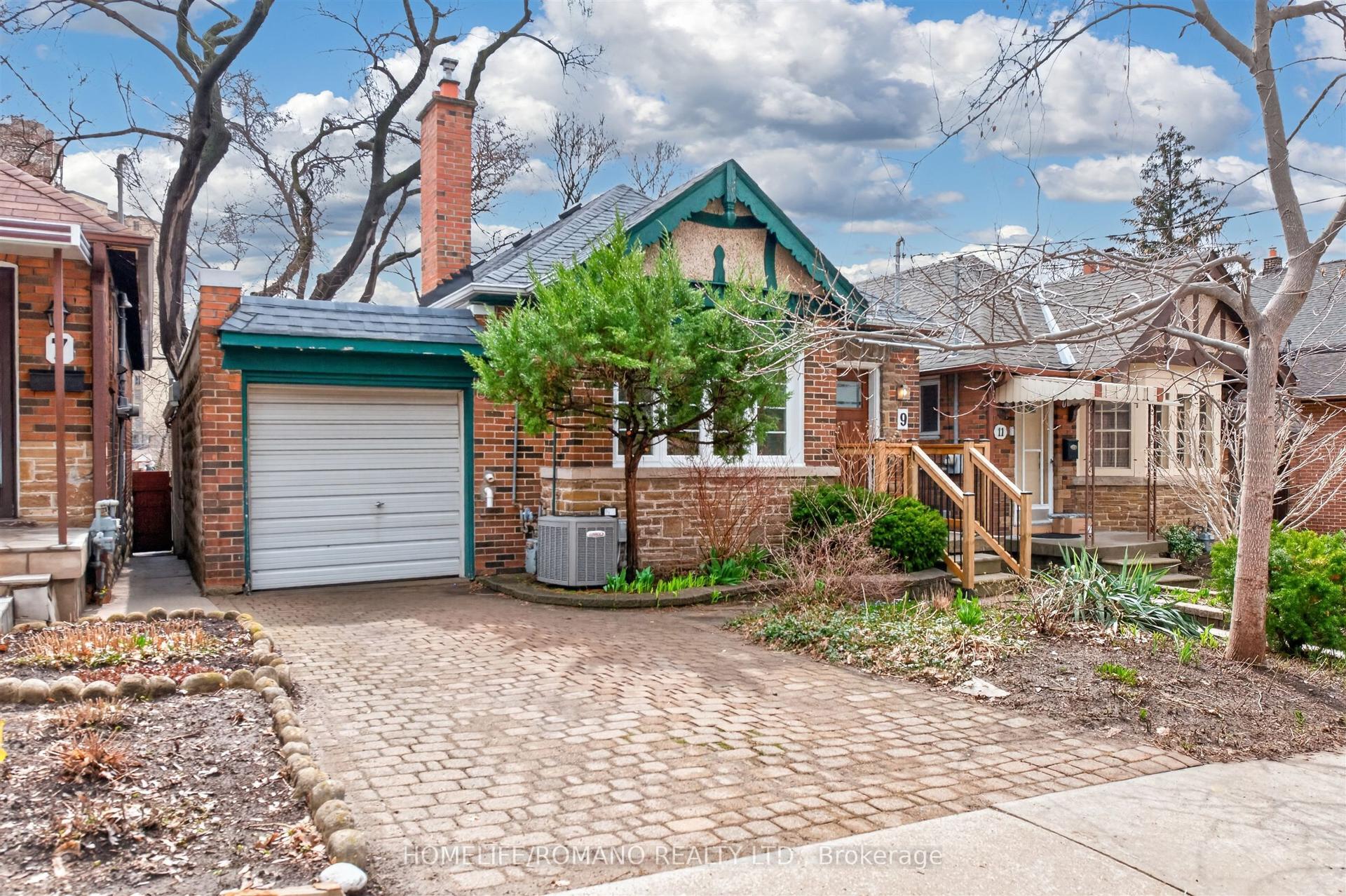 9 Little Avenue — photo 1