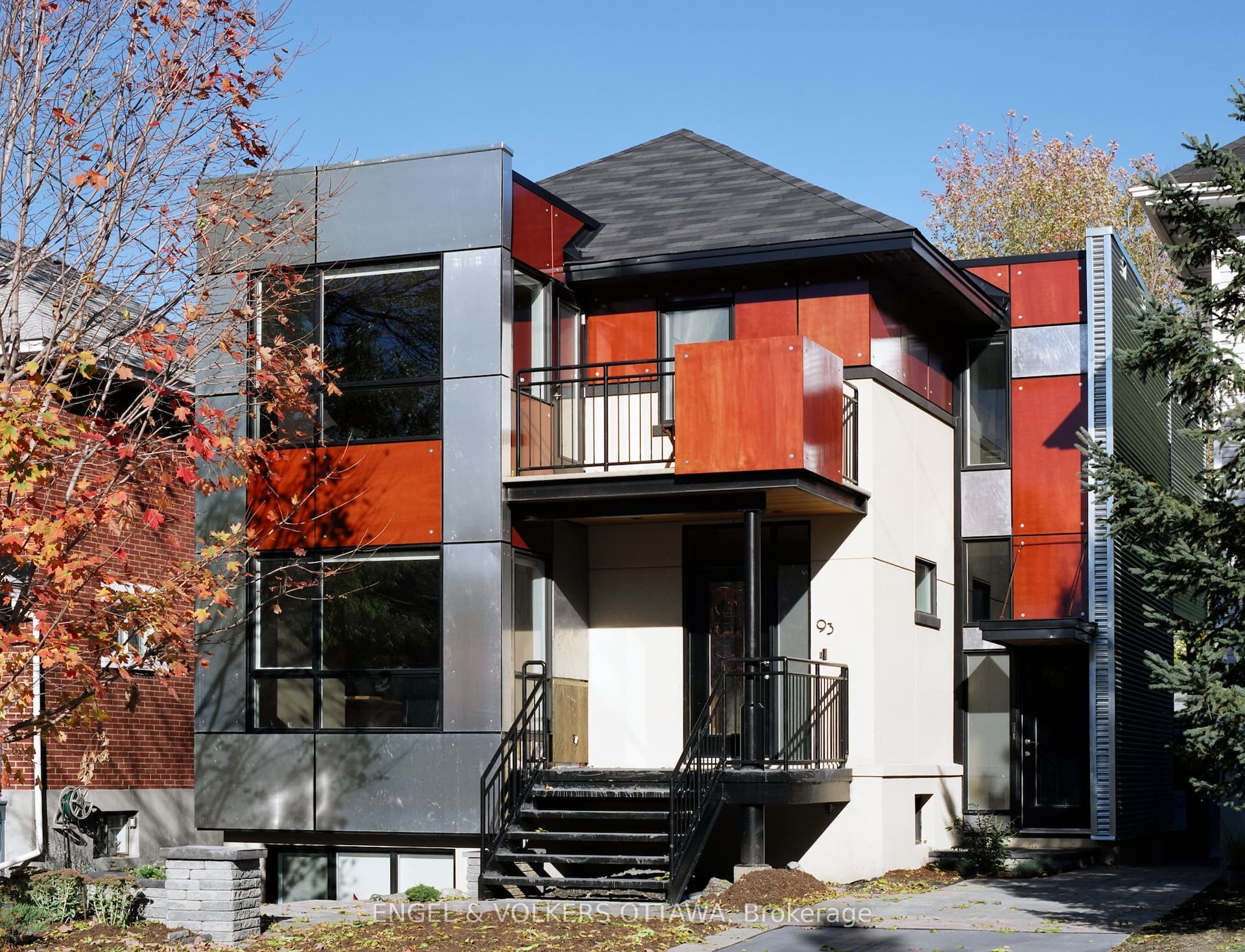 93 Gilchrist Avenue — photo 1