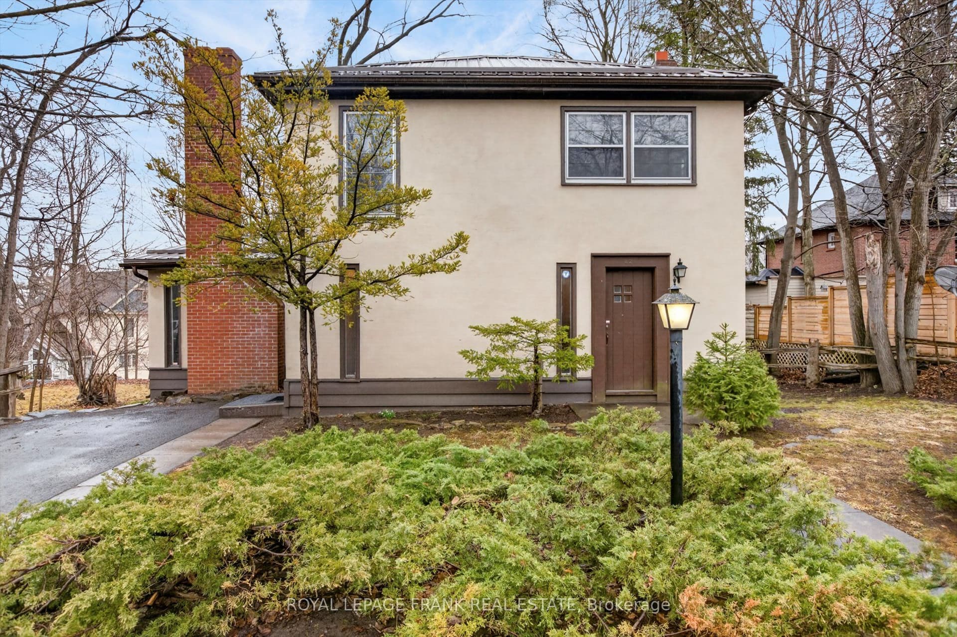 221 Geraldine Avenue — photo 1