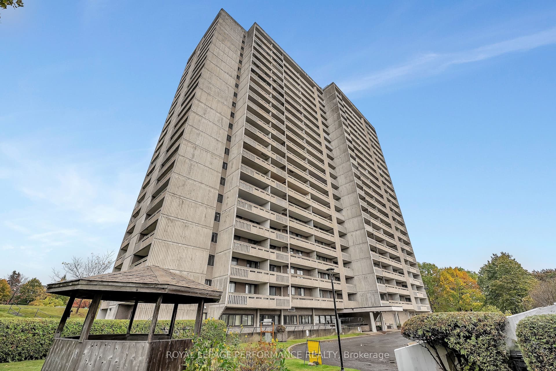 415 Greenview Avenue 308 #308 — photo 1