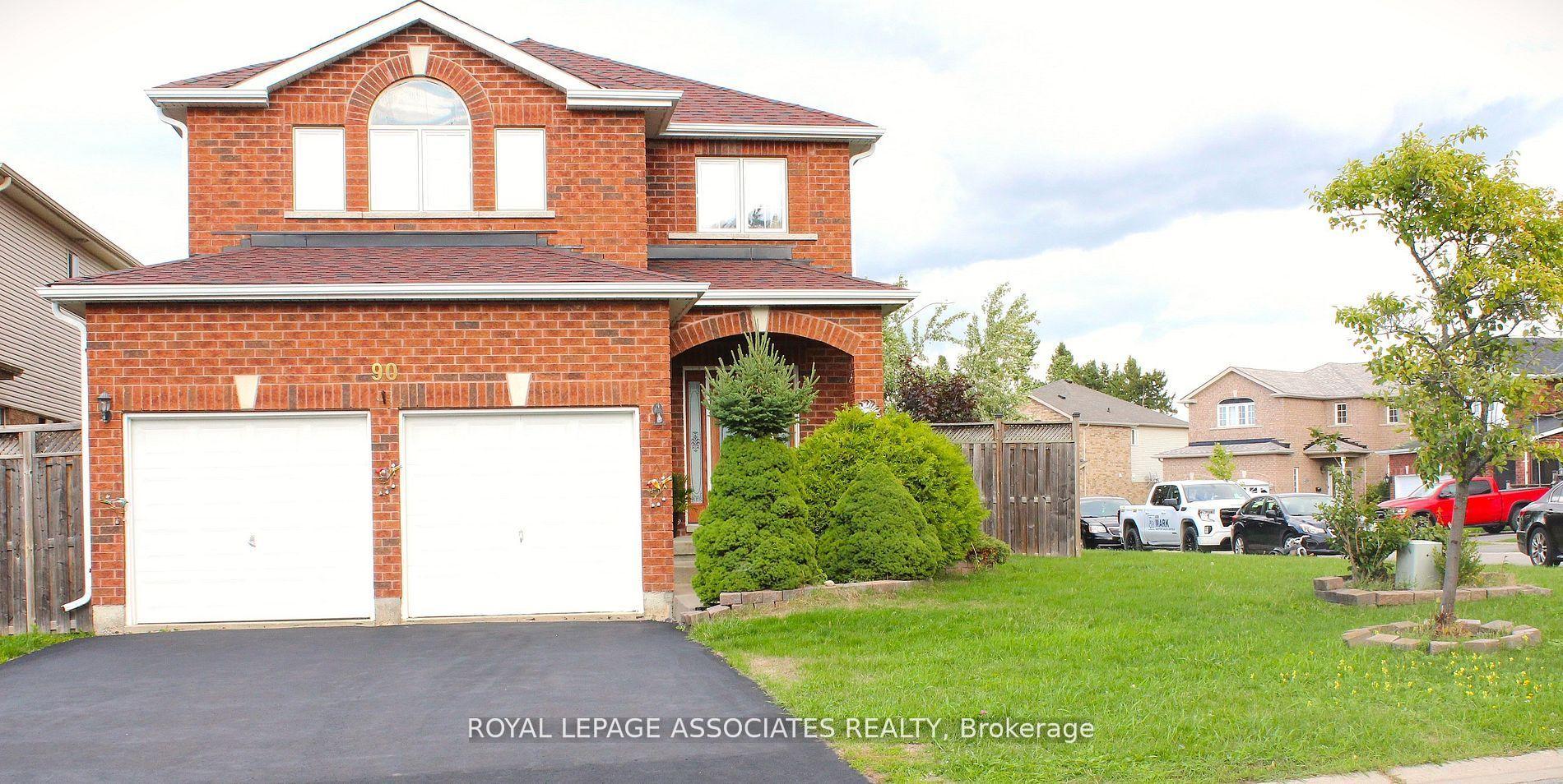 90 Sweetnam Drive — photo 1