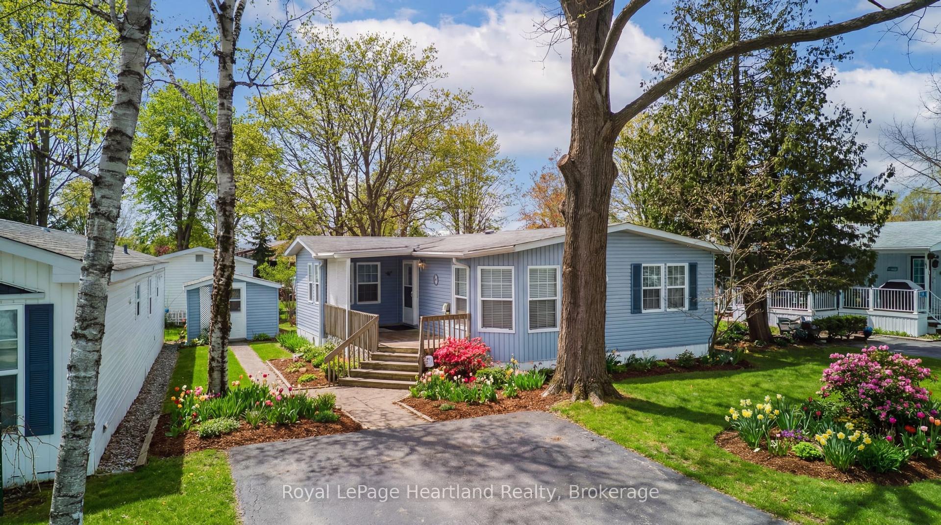 65 CHEROKEE Lane — photo 1