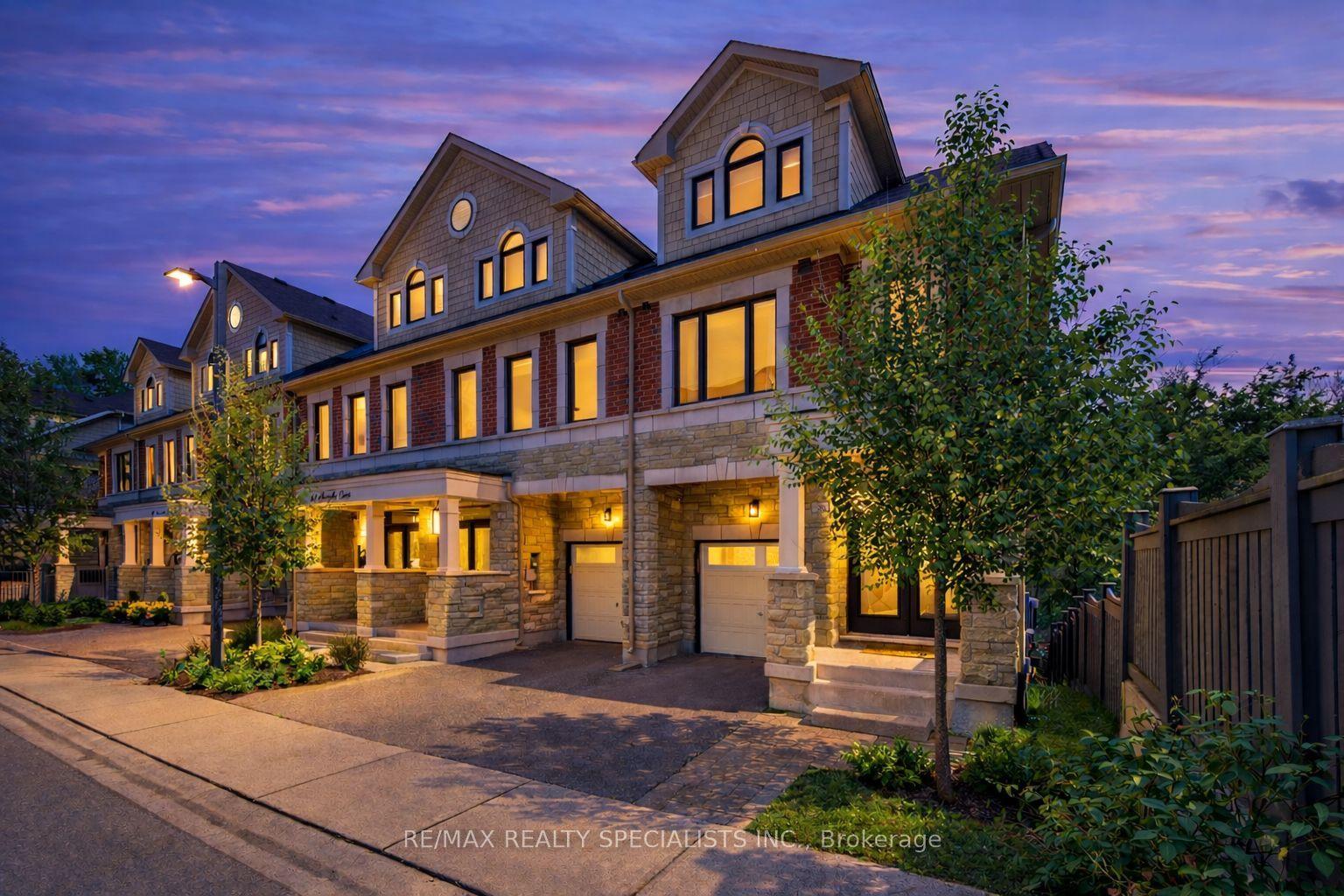 57 Hiawatha Court — photo 1