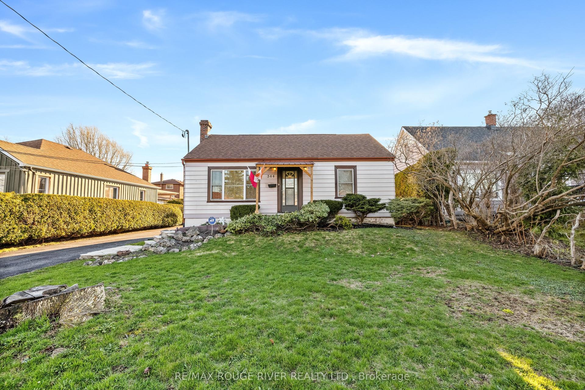 344 Nipigon Street — photo 1