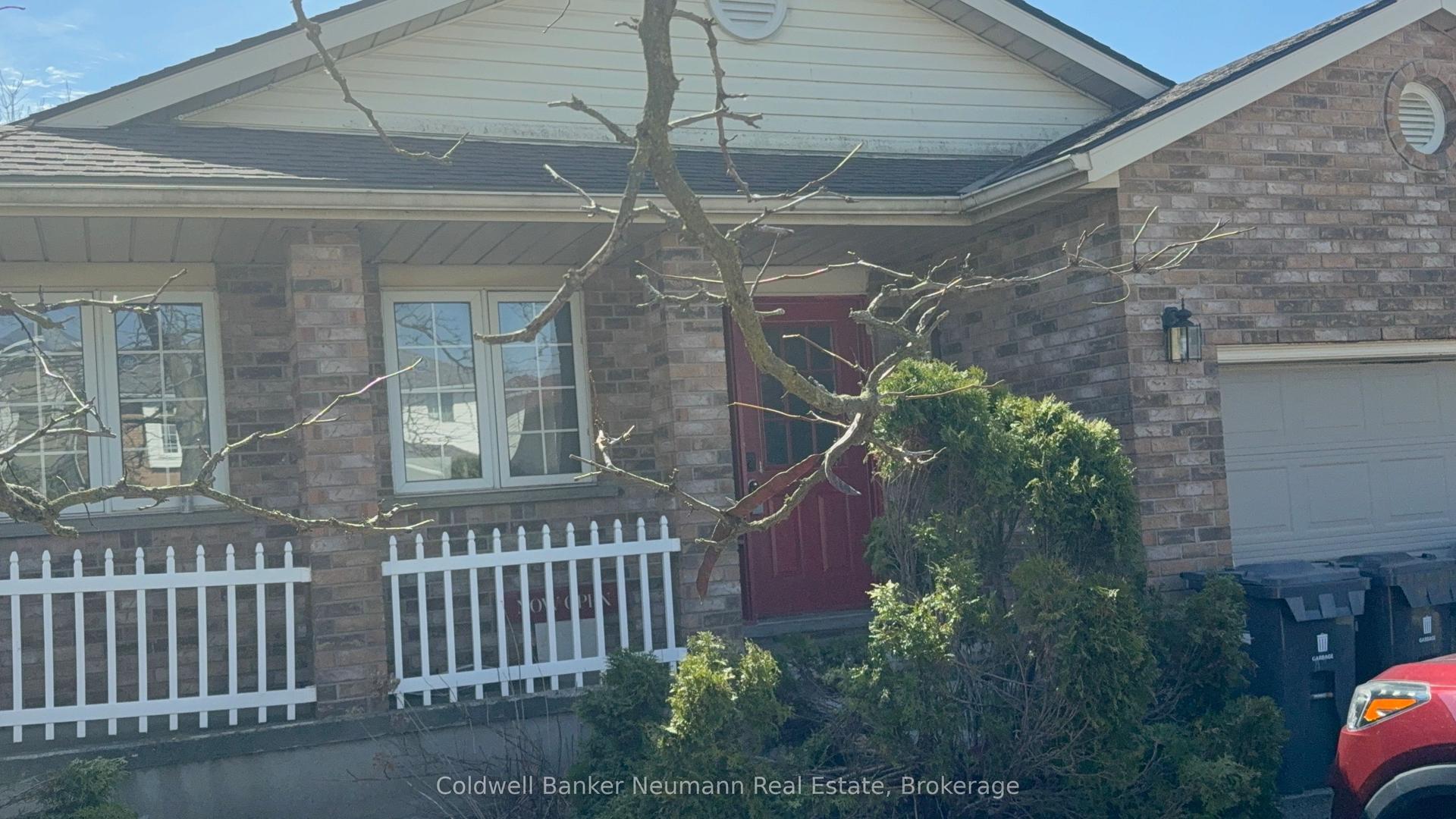 129 RICKSON Avenue — photo 1