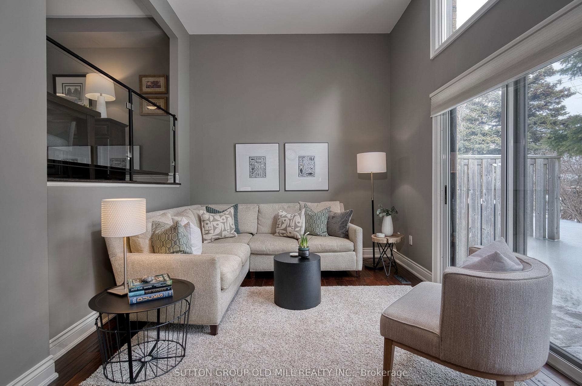 4 Bradbrook Road 1 #1 — photo 1