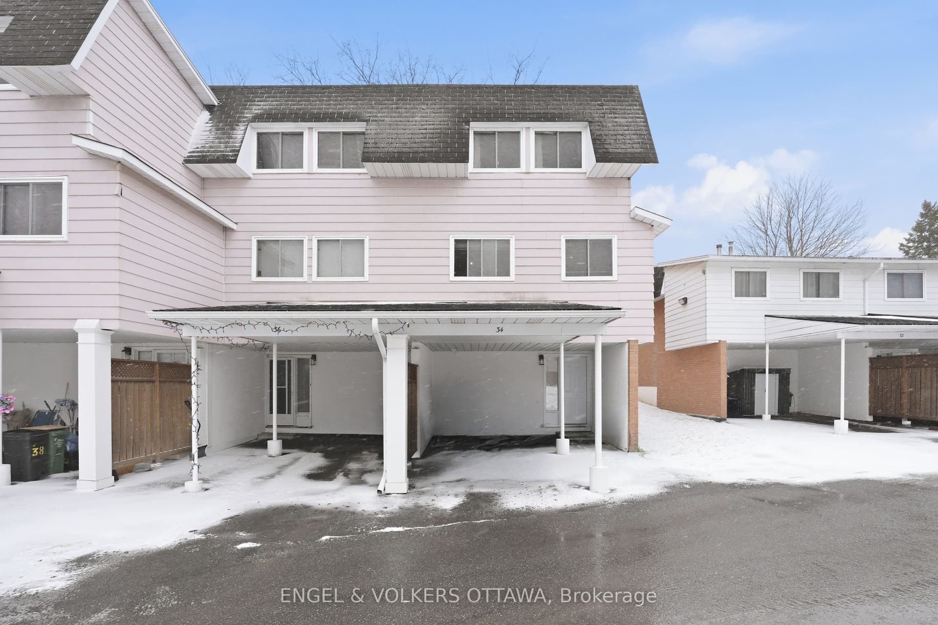 34 Alison Korn Private — photo 1