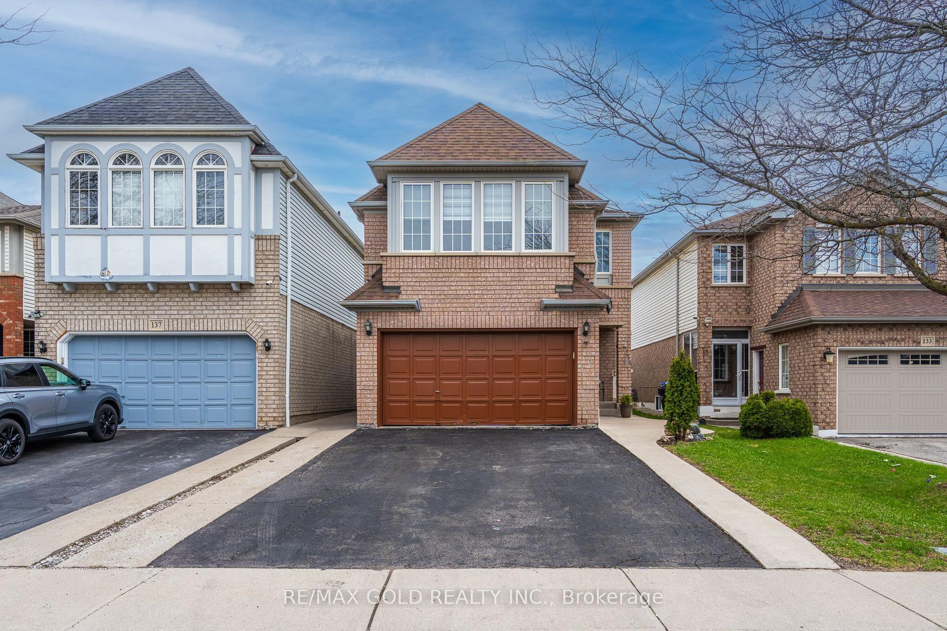 135 Cordgrass Crescent — photo 1